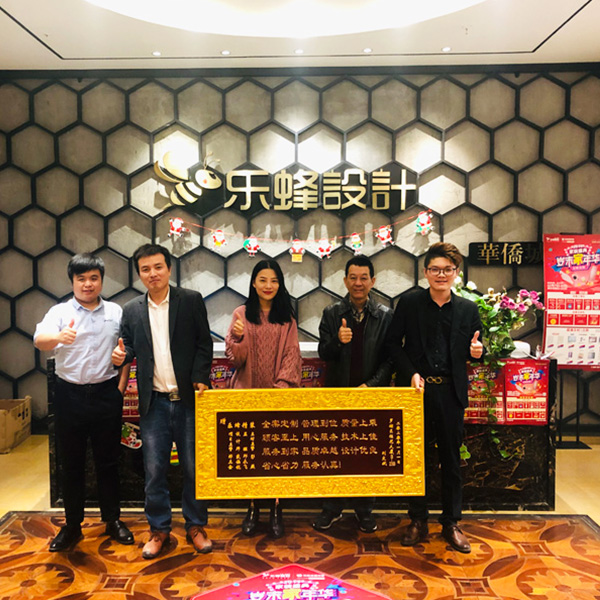 桂花大廈劉先生：全案定制，設計優(yōu)良，質(zhì)量上乘，省心省力！