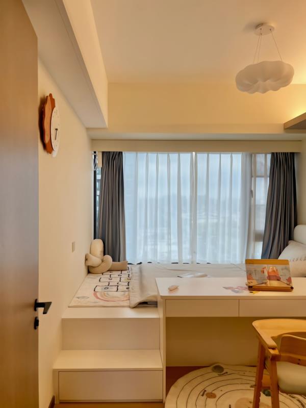 四種飄窗改造方法，榨干臥室每一寸空間！